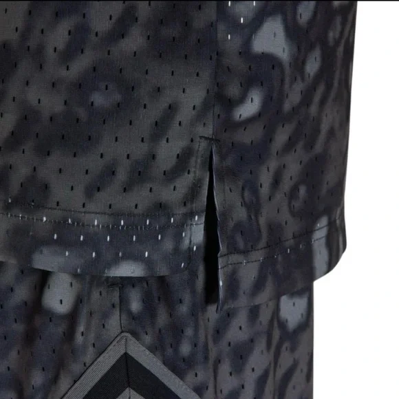 Jordan Men’s Dri-fit Sport Mesh Jersey - Picture 6 of 6